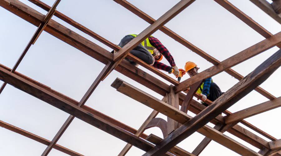 Professional gutter cleaning services in Peggy, TX